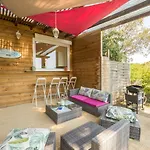 La Félyvonne, Familiale Confortable Avec Sa Grande Terrasse Ombragée Et Sa Vue Dégagée Vers La * Hyères
