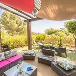 La Felyvonne: Familiale Avec Terrasse Et Vue *