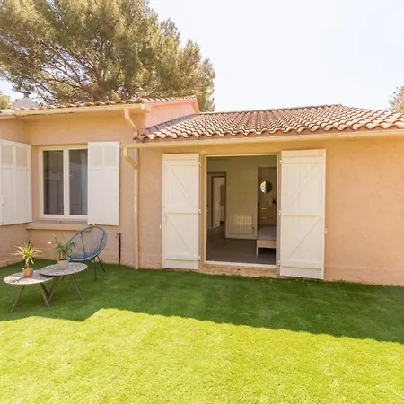 Βίλα La Felyvonne, Familiale Confortable Avec Sa Grande Terrasse Ombragee Et Sa Vue Degagee Vers La *