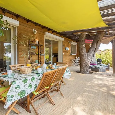La Felyvonne, Familiale Confortable Avec Sa Grande Terrasse Ombragee Et Sa Vue Degagee Sur فيلة