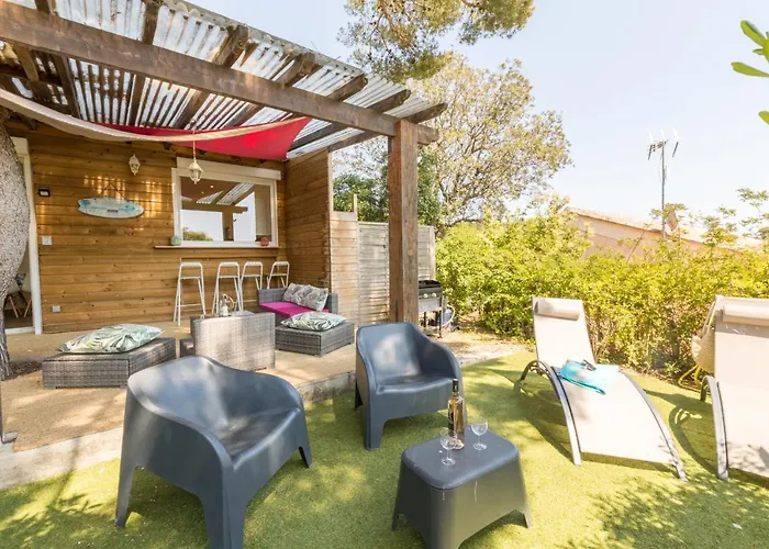 La Felyvonne: Familiale Avec Terrasse Et Vue Villa