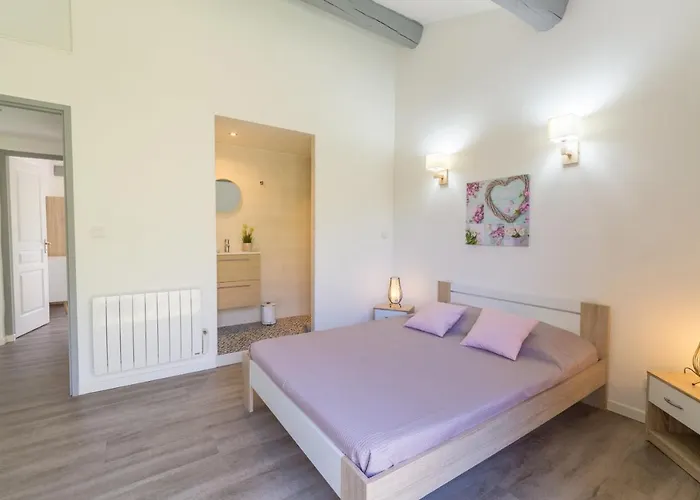 La Felyvonne: Familiale Avec Terrasse Et Vue Villa